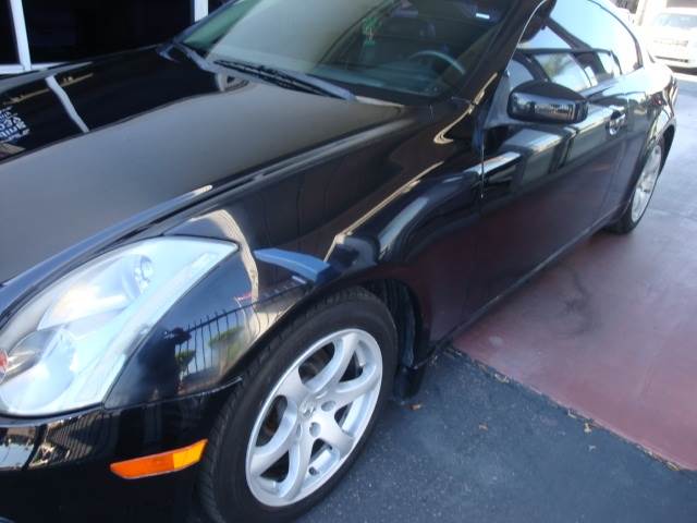 2004 Infiniti G35 for sale at AUTOSHOPPER PLACE INC in Buena Park CA