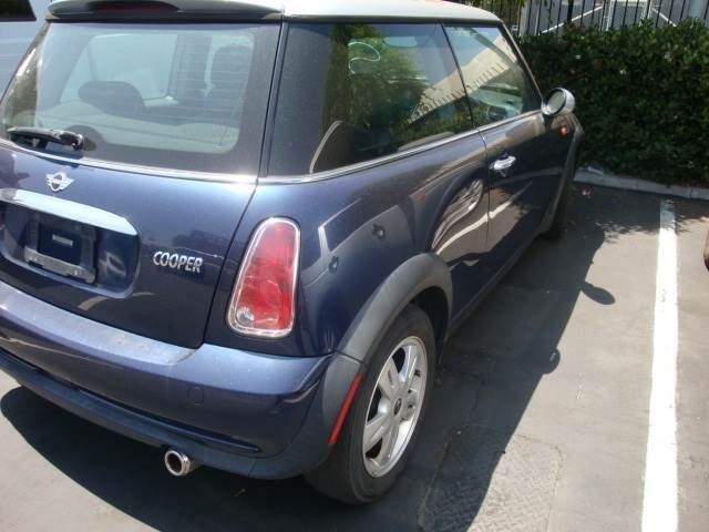 2006 MINI Cooper for sale at AUTOSHOPPER PLACE INC in Buena Park CA