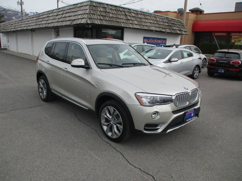 2017 BMW X3 xDrive28i (image 2)