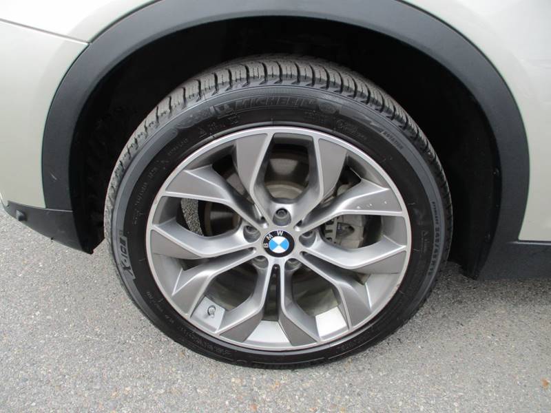 2017 BMW X3 xDrive28i (image 15)