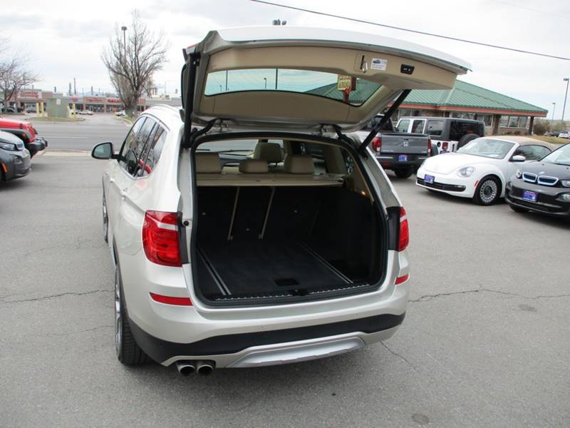 2017 BMW X3 xDrive28i (image 19)
