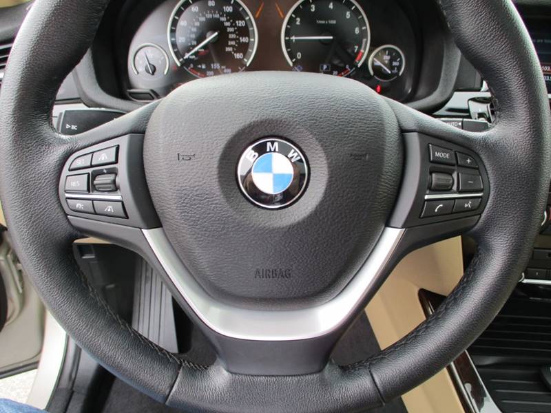 2017 BMW X3 xDrive28i (image 27)
