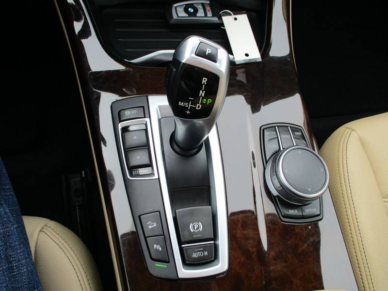 2017 BMW X3 xDrive28i (image 34)