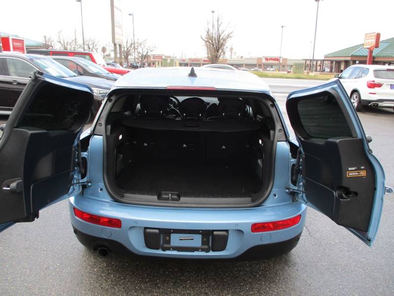 2017 MINI Clubman Cooper ALL4 (image 20)