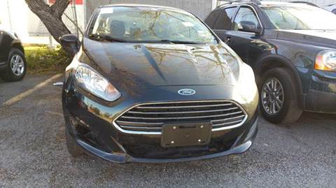 2015 Ford Fiesta for sale at DFW AUTO FINANCING LLC in Dallas TX