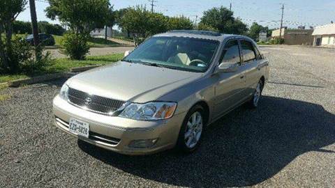 2000 Toyota Avalon for sale at DFW AUTO FINANCING LLC in Dallas TX