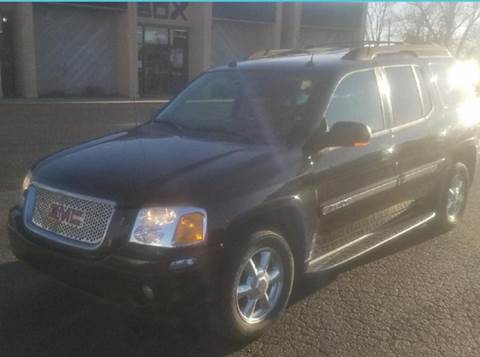 2005 GMC Envoy XL for sale at Doug's Auto Sales in Columbia MO