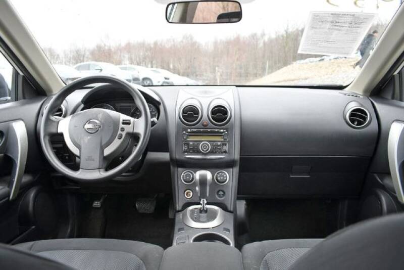 2013 Nissan Rogue S (image 14)