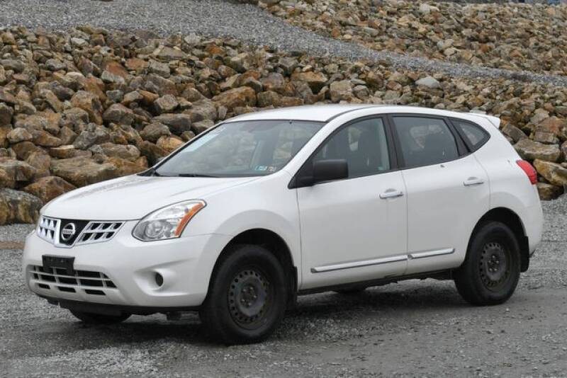 2013 Nissan Rogue S (image 1)