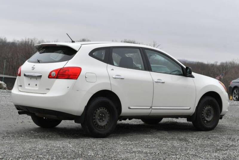 2013 Nissan Rogue S (image 5)