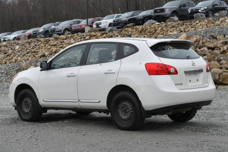 2013 Nissan Rogue S (image 3)
