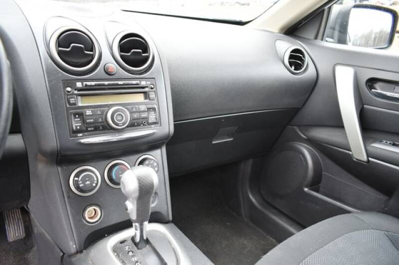 2013 Nissan Rogue S (image 17)