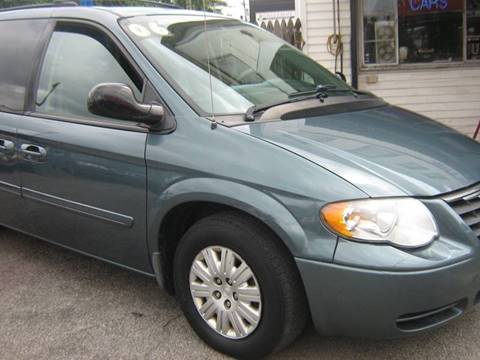 2006 Chrysler Town and Country for sale at JERRY'S AUTO SALES in Staten Island NY