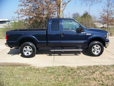 2005 Ford F-250 Super Duty for sale at J L AUTO SALES in Troy MO