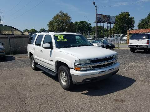 2003 Chevrolet Tahoe for sale at KINNICK AUTO CREDIT LLC in Kansas City MO