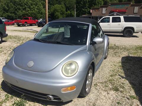 2003 Volkswagen New Beetle for sale at LEE'S USED CARS INC in Ashland KY