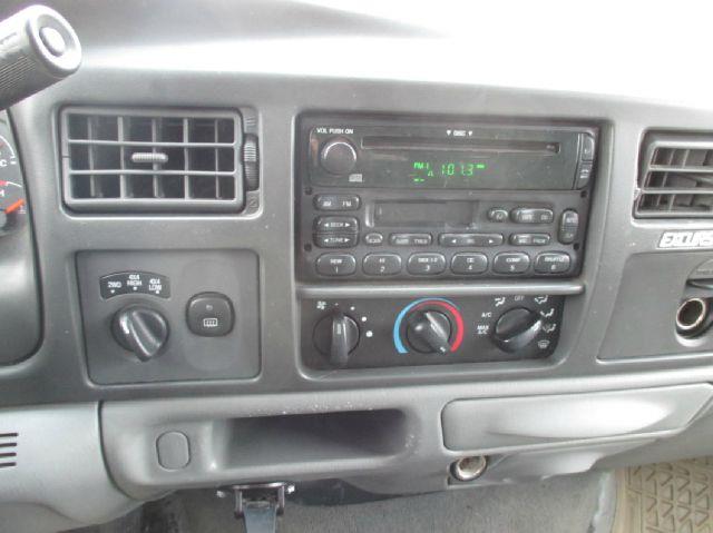 2004 Ford Excursion
