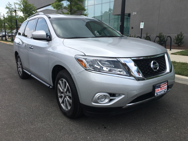 2014 Nissan Pathfinder for sale at Elite Motors in Washington DC