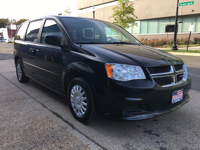 2012 Dodge Grand Caravan for sale at Elite Motors in Washington DC