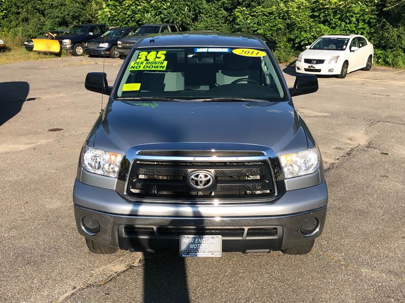 2011 Toyota Tundra 4x4 Grade 4dr Double Cab Pickup SB (4.6L V8) In