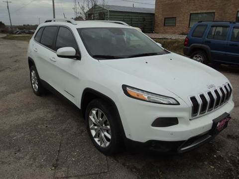 2014 Jeep Cherokee for sale at Hoskins Auto Sales in Hastings NE