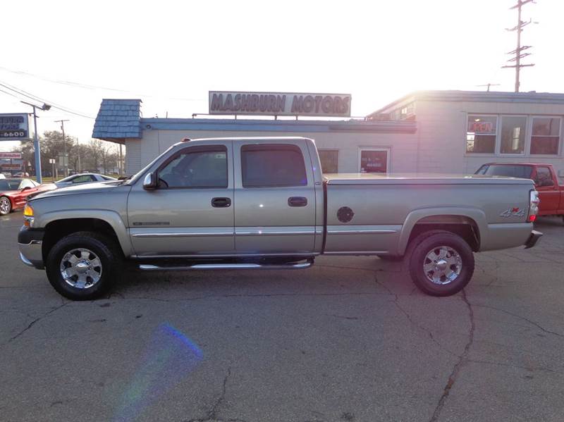 2001 GMC Sierra 2500HD for sale at Mashburn Motors in Saint Clair MI