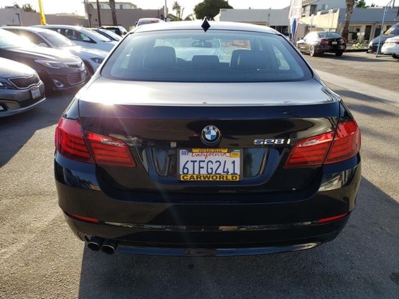 2011 BMW 5 Series 528i
