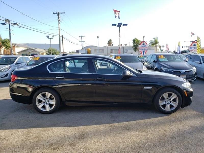 2011 BMW 5 Series 528i