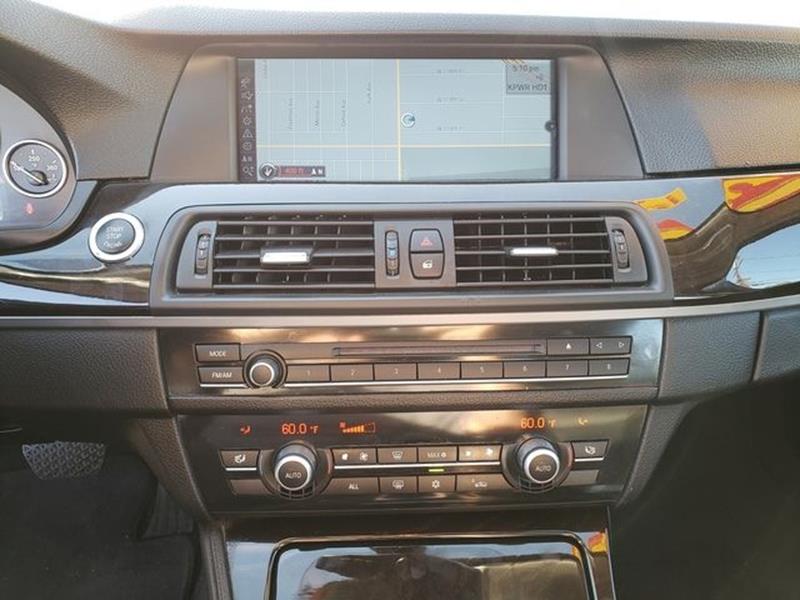 2011 BMW 5 Series 528i