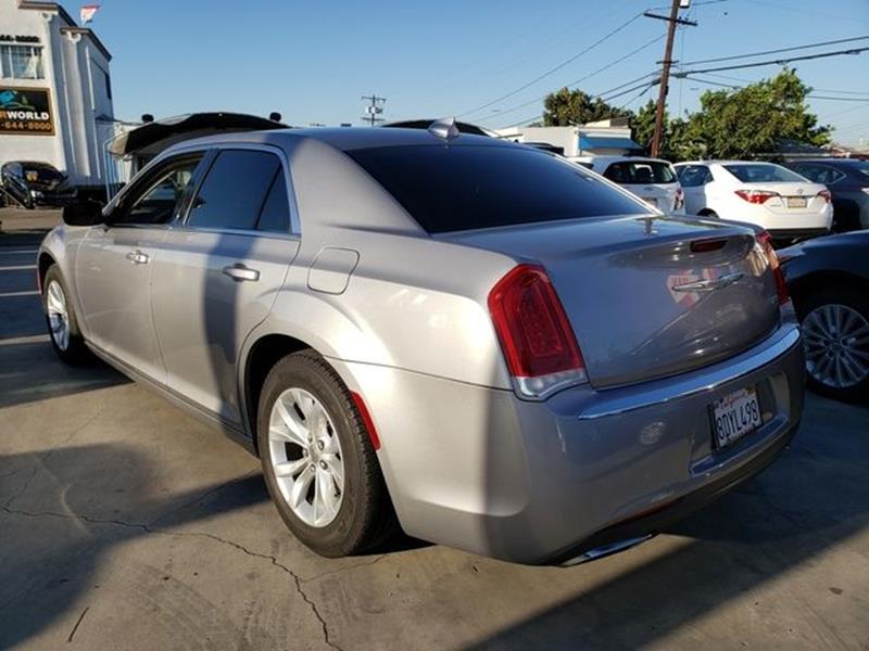 2016 Chrysler 300