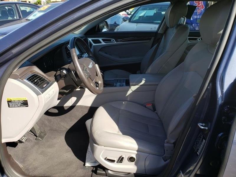 2015 Hyundai Genesis