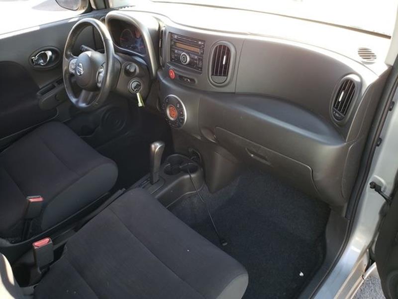 2011 Nissan cube