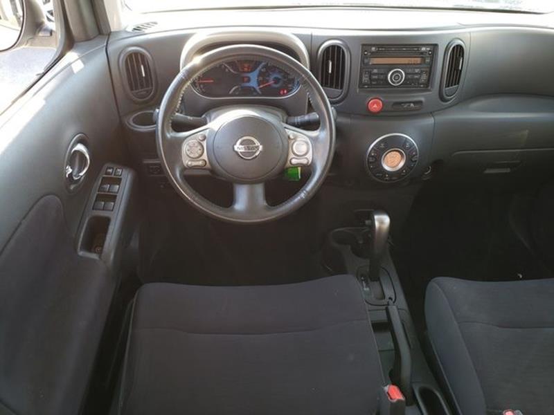 2011 Nissan cube