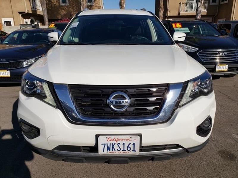 2017 Nissan Pathfinder