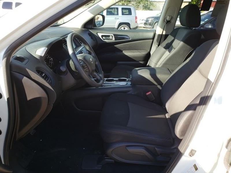 2017 Nissan Pathfinder