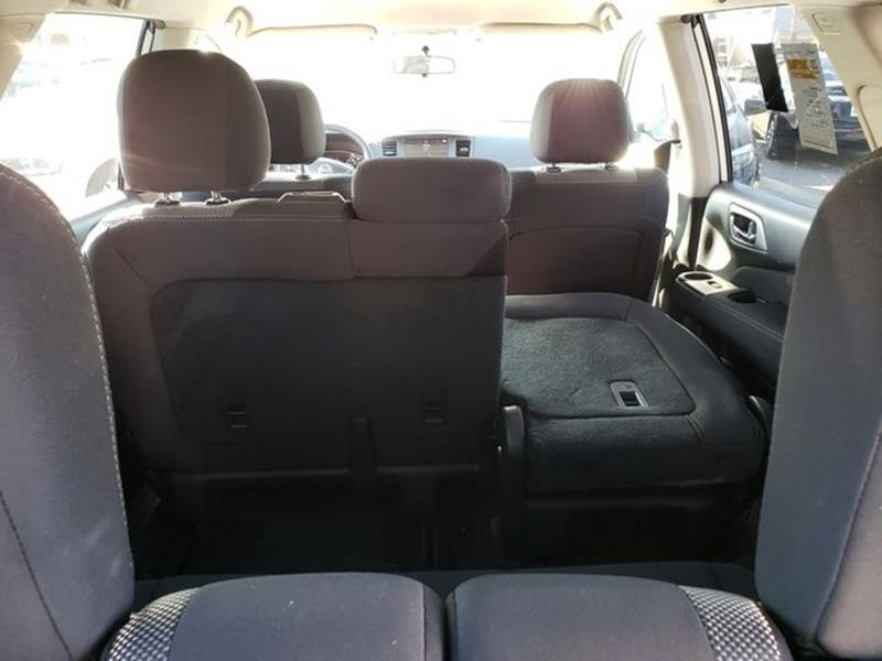 2017 Nissan Pathfinder