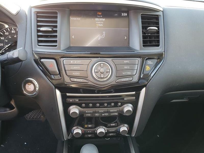 2017 Nissan Pathfinder