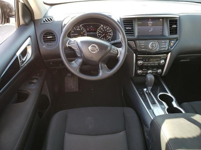 2017 Nissan Pathfinder