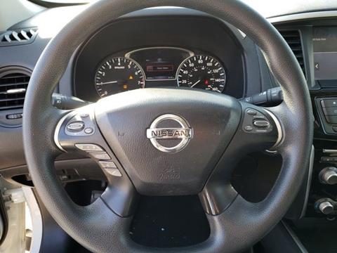 2017 Nissan Pathfinder