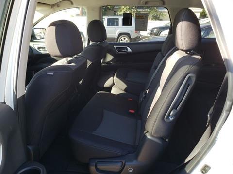 2017 Nissan Pathfinder