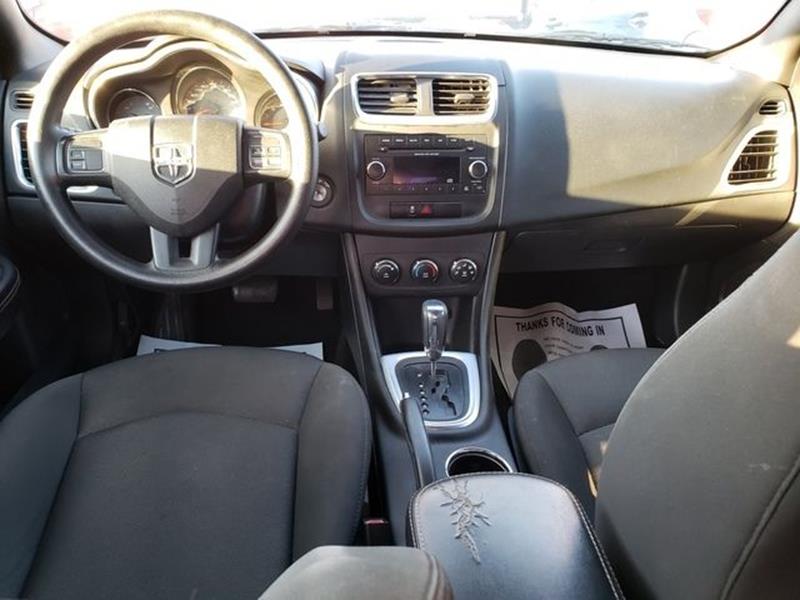 2013 Dodge Avenger SE