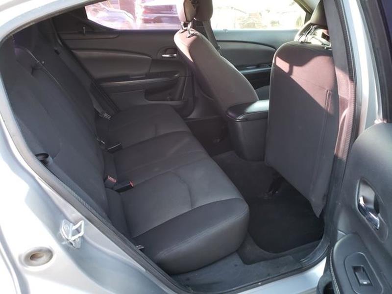 2013 Dodge Avenger SE