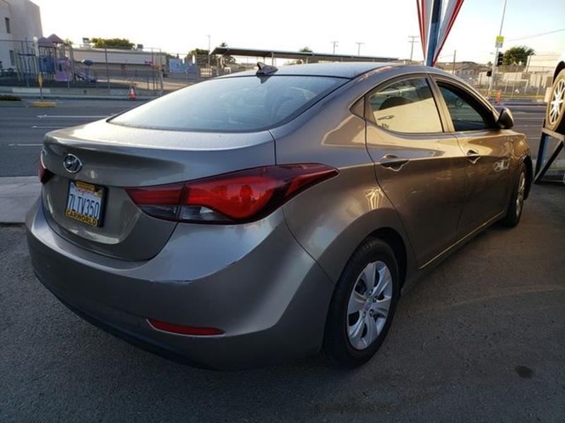 2016 Hyundai Elantra