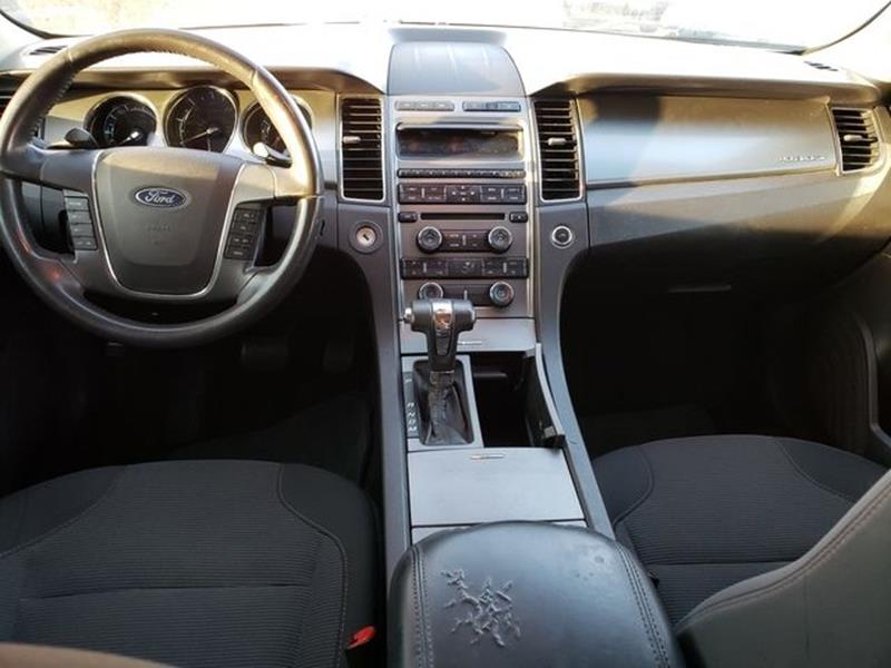 2011 Ford Taurus SEL