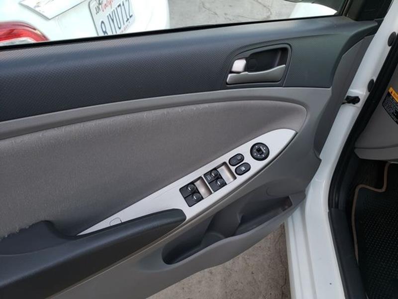 2015 Hyundai Accent GLS