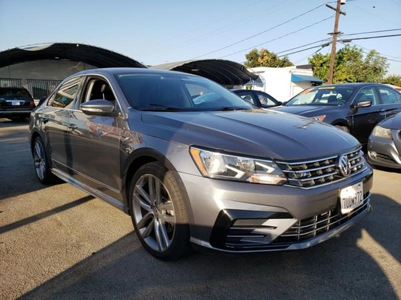 2017 Volkswagen Passat 1.8T R-Line