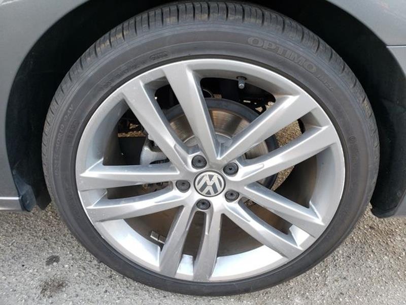 2017 Volkswagen Passat 1.8T R-Line