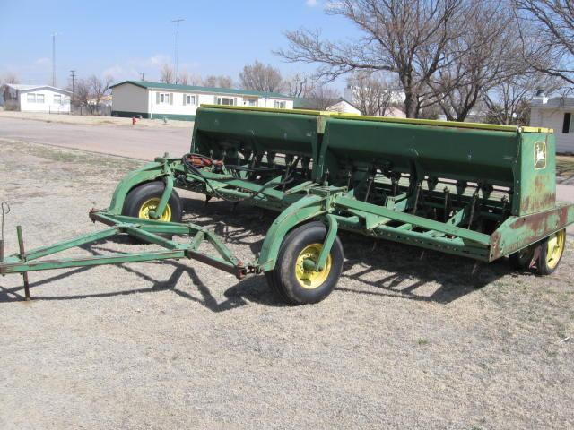 1972 John Deere 9300