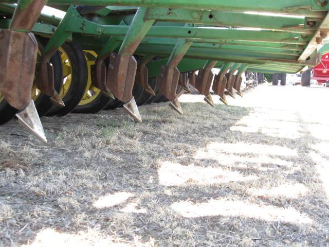 1972 John Deere 9300