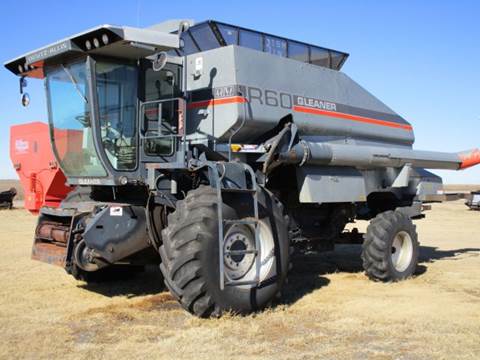 1991 Gleaner R-60